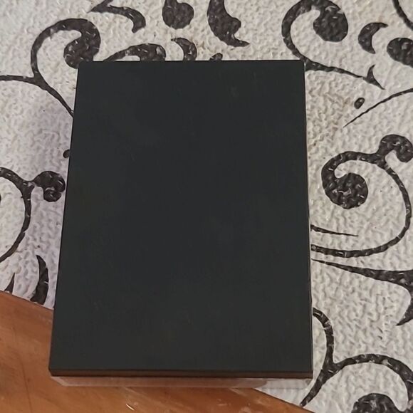 Praying Hands Necklace - Picture 4 of 4